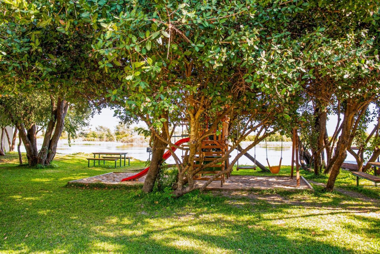 Zambezi Mubala Campsite Katima Mulilo Buitenkant foto