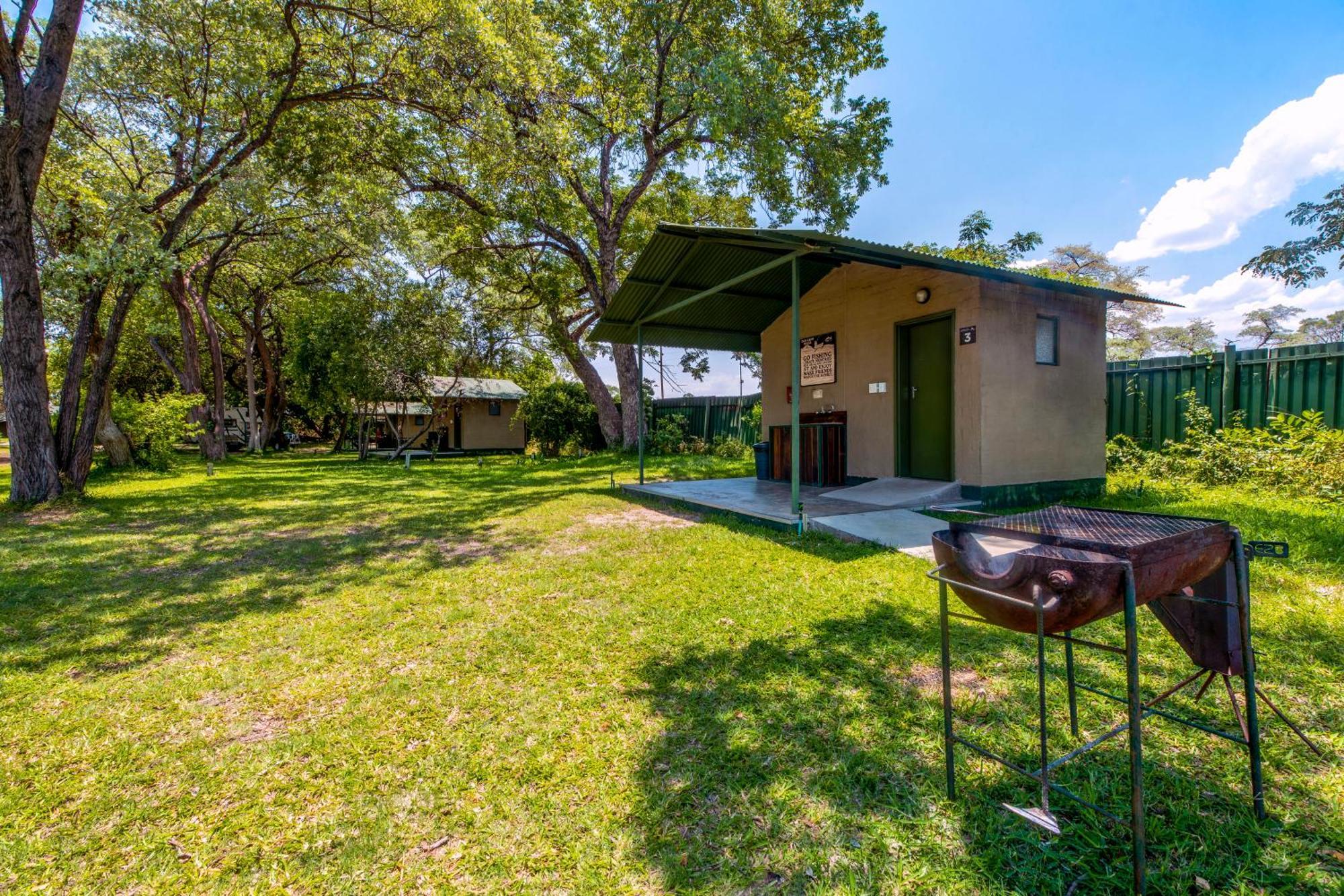 Zambezi Mubala Campsite Katima Mulilo Kamer foto